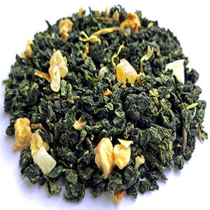 Oolong tea mixed with dried mango dice, dried apple dice, dried pineapple dice, dried sweet orange and dried chrysanthemum