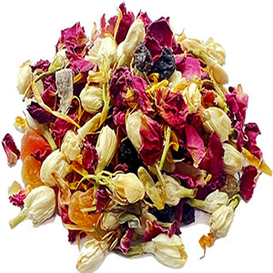 Dried jasmine bud mixed with dried rose petals, dried chrysanthemum, dried osmanthus, dried mango dice, dried papaya dice, dried pineapple dice, sweet raisins and dried lemon dice