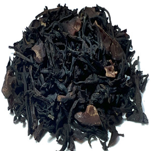 Ceylon black tea leaves mixed with cocoa bean and cream essence